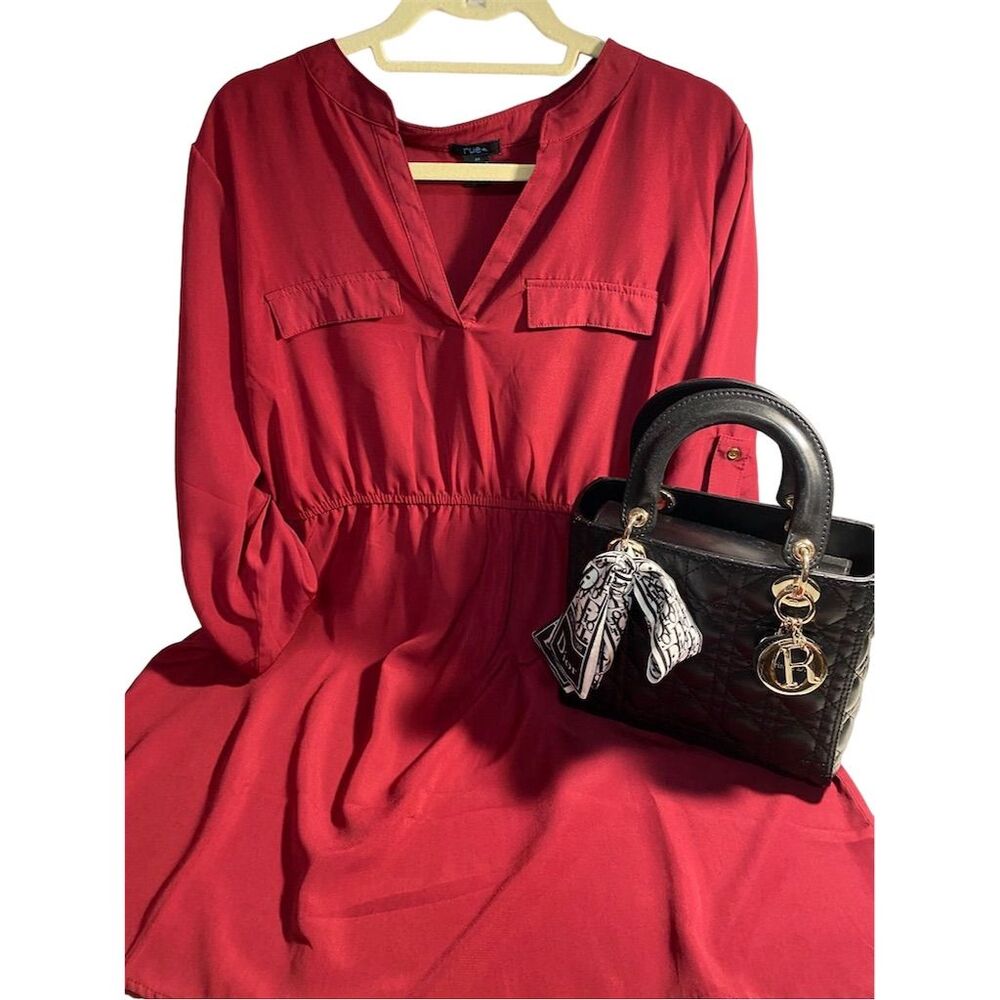 Rue21 Women's 2X 18-20Burgundy Knee Length Dress Long Sleeve V-Neck- dress only